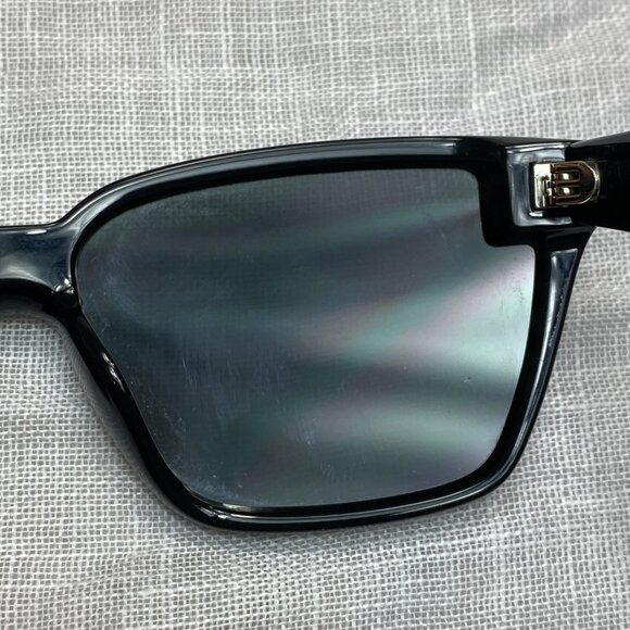 - Frames are in good condition. Arms are intact.  - Without casing. Frames only. - Picture 5 of 16